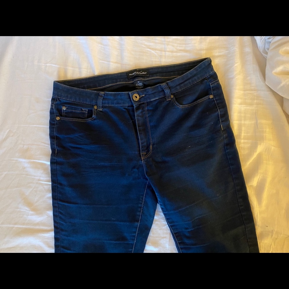 Dark wash skinny jeans